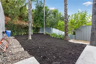 21530 Yucatan Ave, Woodland Hills, CA 91364 - Photo 41
