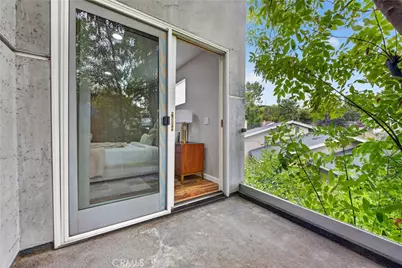 21530 Yucatan Avenue, Woodland Hills, CA 91364 - Photo 29