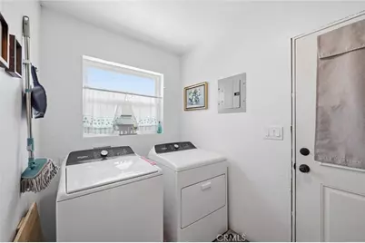 10918 Flory, Whittier, CA 90606 - Photo 9
