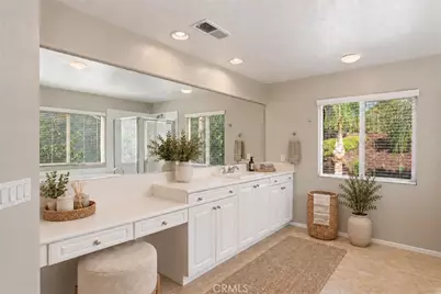 45000 Vine Cliff, Temecula, CA 92592 - Photo 15