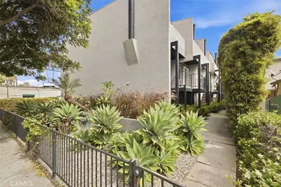 4018 Redwood Avenue #Unit B, Los Angeles, CA 90066 - Photo 1