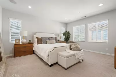 250 W Ridgewood, Long Beach, CA 90805 - Photo 17