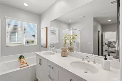 250 W Ridgewood, Long Beach, CA 90805 - Photo 23