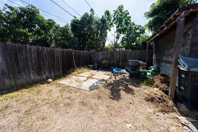 2125 Rousselle, Santa Ana, CA 92707 - Photo 17
