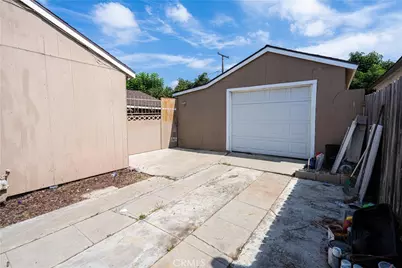 2125 Rousselle, Santa Ana, CA 92707 - Photo 3