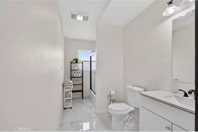 1530 W 81st Street, Los Angeles, CA 90047 - Photo 11