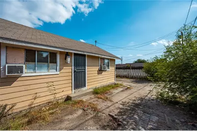 920 E 3rd Street, Corona, CA 92879 - Photo 17
