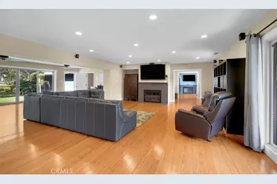 4140 Country Club Drive, Lakewood, CA 90712 - Photo 7