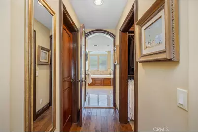 215 The Toledo, Long Beach, CA 90803 - Photo 23