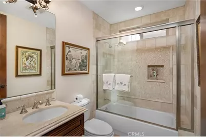 215 The Toledo, Long Beach, CA 90803 - Photo 15