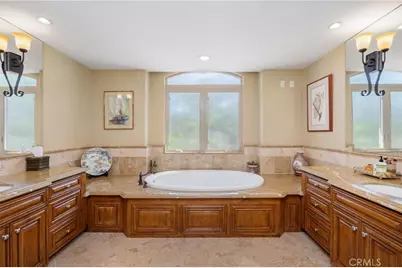 215 The Toledo, Long Beach, CA 90803 - Photo 25