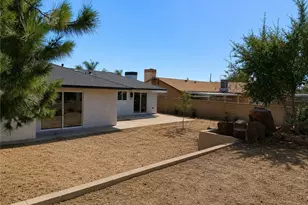 16044 Hawthorne, Fontana, CA 92335 - Photo 13