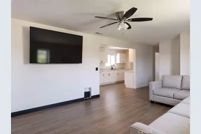 16044 Hawthorne, Fontana, CA 92335 - Photo 7