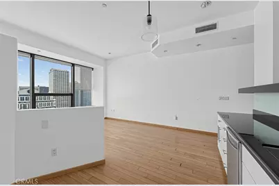 1100 Wilshire Boulevard #2207, Los Angeles, CA 90017 - Photo 15
