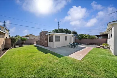 8236 Nada, Downey, CA 90242 - Photo 17