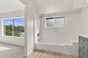 13231 Creek View Dr, Garden Grove, CA 92844 - Photo 25