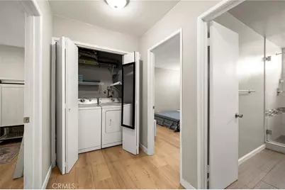 2452 Chelsea Place #M, Santa Monica, CA 90404 - Photo 13