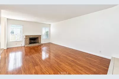 64 Ashbrook, Irvine, CA 92604 - Photo 3