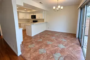 64 Ashbrook, Irvine, CA 92604 - Photo 7