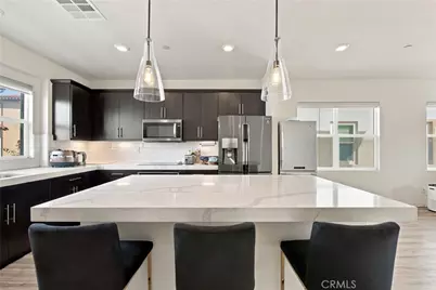 318 S Quadrilateral, Anaheim, CA 92802 - Photo 7