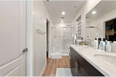 318 S Quadrilateral, Anaheim, CA 92802 - Photo 13