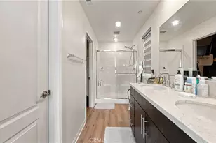 318 S Quadrilateral, Anaheim, CA 92802 - Photo 13