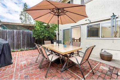 9857 Via Sonoma, Cypress, CA 90630 - Photo 21