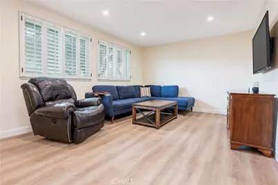 9857 Via Sonoma, Cypress, CA 90630 - Photo 3
