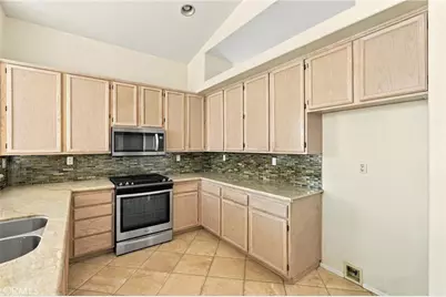 22810 Mountain Ash, Corona, CA 92883 - Photo 15