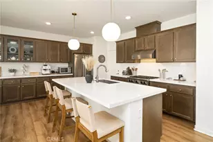 29598 Oakley Ct, Winchester, CA 92596 - Photo 9