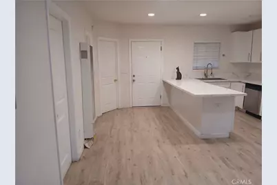 112 E Pine Street, Santa Ana, CA 92701 - Photo 5