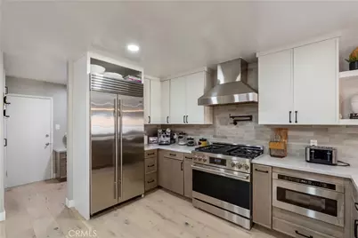 1611 N Greenbrier, Long Beach, CA 90815 - Photo 9
