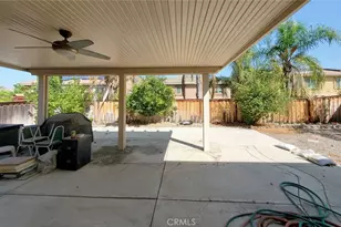 1089 Tangerine Dr, Redlands, CA 92374 - Photo 33