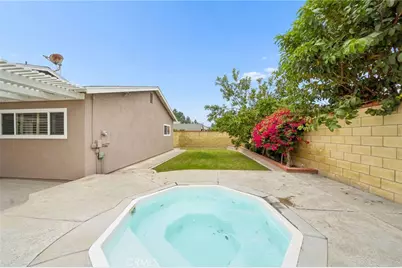 13719 Beach, Cerritos, CA 90703 - Photo 37