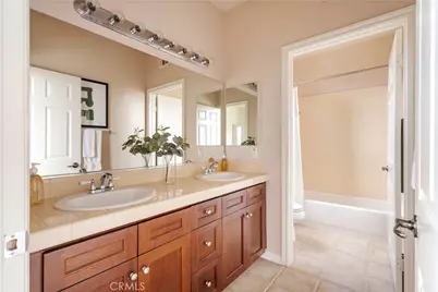 747 E Milford Street, Los Angeles, CA 90042 - Photo 21