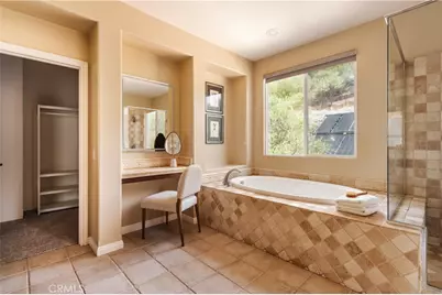 747 E Milford Street, Los Angeles, CA 90042 - Photo 33