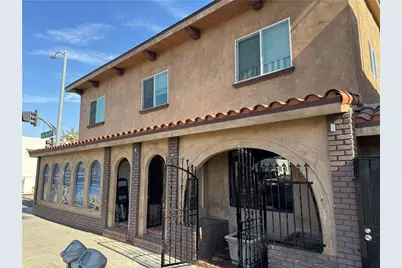 758 Long Beach Blvd. #B, Long Beach, CA 90813 - Photo 1