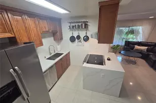 1010 W Macarthur Blvd, Santa Ana, CA 92707 - Photo 13