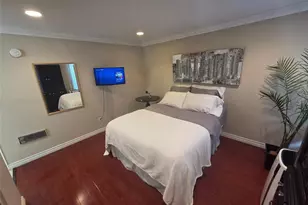 1010 W Macarthur Blvd, Santa Ana, CA 92707 - Photo 27