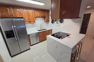 1010 W Macarthur Blvd, Santa Ana, CA 92707 - Photo 3
