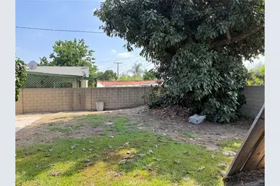 8718 Olive Street, Bellflower, CA 90706 - Photo 9