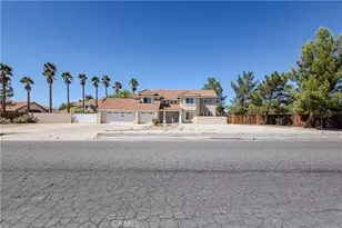 12490 Iroquois, Apple Valley, CA 92308 - Photo 21