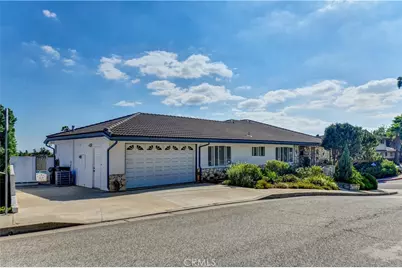 201 E Burke Dr, Montebello, CA 90640 - Photo 3