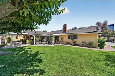 10248 Redwood Avenue, Fontana, CA 92335 - Photo 33