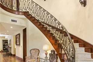 12226 Paisley Ln, Los Angeles, CA 90049 - Photo 11