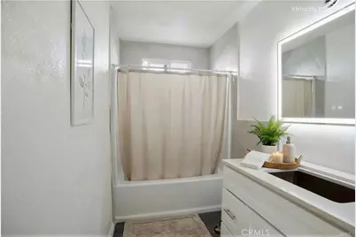 1001 W Myrtle, Santa Ana, CA 92703 - Photo 21