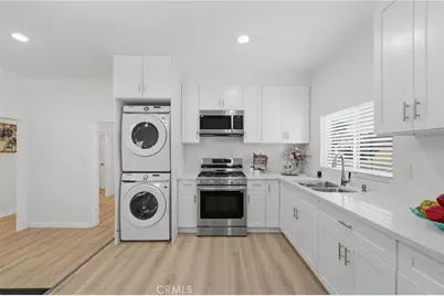 655 W 112th St, Los Angeles, CA 90044 - Photo 13