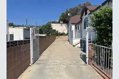 4443 Ambrose, Los Angeles, CA 90027 - Photo 17