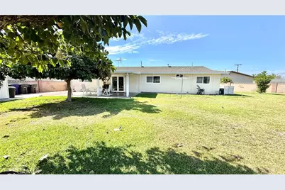7244 Harding Cir, Buena Park, CA 90620 - Photo 13