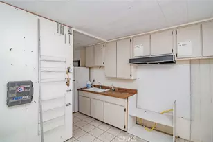 4427 W 166th St, Lawndale, CA 90260 - Photo 29